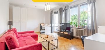 2 pok/ os. kuchnia/ balkon/ ul. królewska.