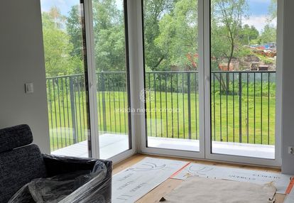 Przestronne 4 pokoje, 76,5m2,duży balkon,miejsce postojowe, komórka lokatorska.