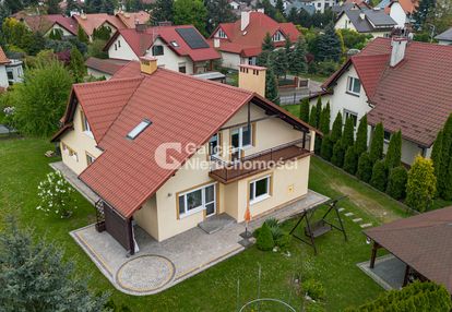 Dom gotowy do zamieszkania - działka 9ar
