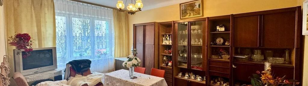 Mieszkanie 3 pokoje 70 m² parter zawiercie
