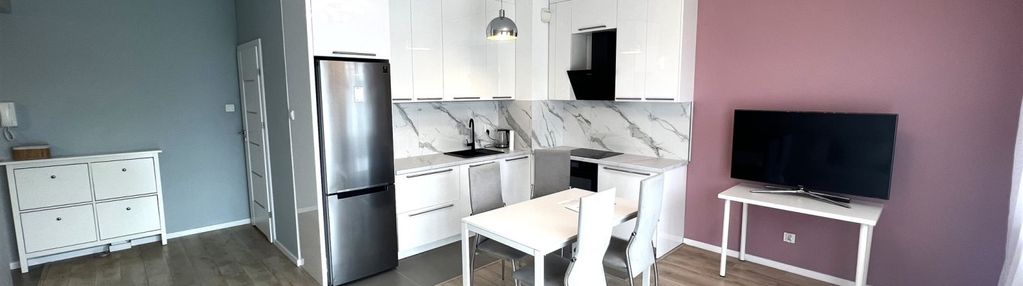 Apartament 3 pokoje garaż - pomorska