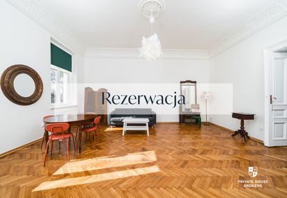 Klimatyczny apartament 60m2 przy św. sebastiana