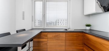 Dwupokojowe, z widokiem! ostatnie piętro z balkonem. klimatyzacja.