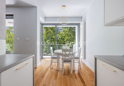 Apartament premium z balkonem przy grzybowskiej
