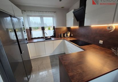 Dom blisko lasów i jezior, wagowo, duża działka