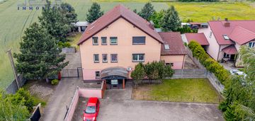 Dom z potnacjałem mieszakalno usługowym