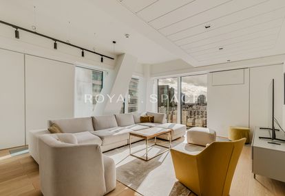 Przestronny jasny apartament na złotej 44!