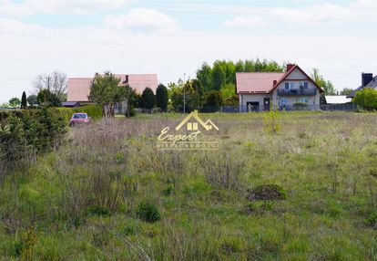 Na sprzedaż działka z wydanymi warunkami zabudowy.