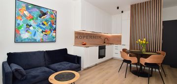 2 pokoje,balkon,garaż,komórka,strobanda,jar