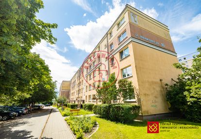 Mieszkanie 48,3 m² z balkonem, do remontu, nagórki