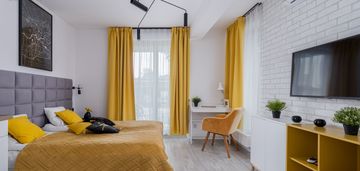 Kazimierz  - miodowa - studio - 2200 pln