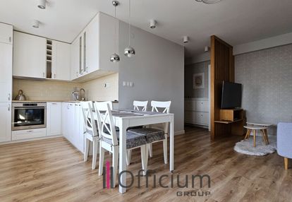 Piękny apartament(49m2) z klimatyzacją na woli