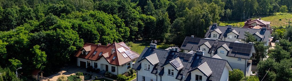 Skrajny segment z ogrodem 257 m² | kobyłka