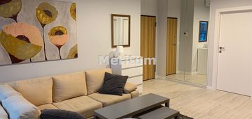 Apartamentowiec 3 pokoje,umeblowane taras, winda,