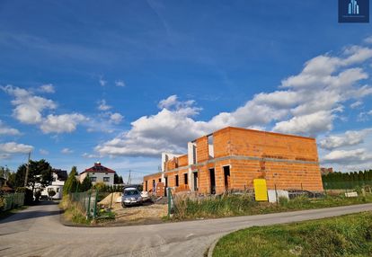 Apartament z ogródkiem na peryferiach