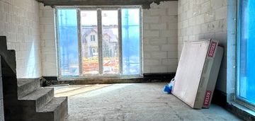 Mieszkanie 4 pokojowe w domu dwulokalowym przy les