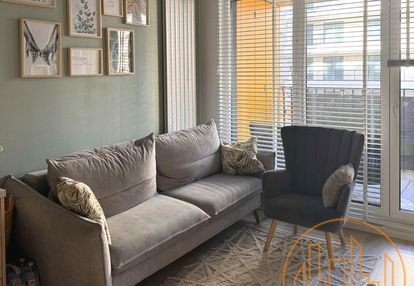 Funkcjonalne ! 2 przystanki do m2 ! parking + kom