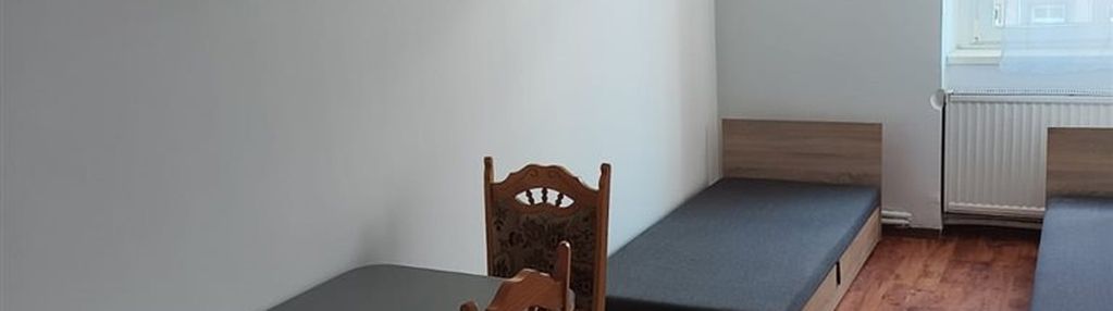 Gotowy biznes lub piętro secesyjnej kamienicy.