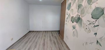 Na sprzedaż 3-pokojowe mieszkanie z balkonem