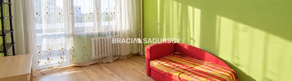 Borsucza, 2 pokoje. do mocnego odświeżenia.