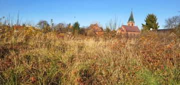 Działka mieszkaniowo - usługowa  w ratowicach