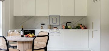 Świetne mieszkanie w powojennej kamienicy!