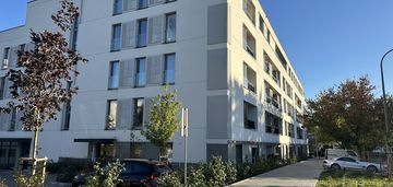 * 3 pokoje przy wyścigach  konnych-solea *