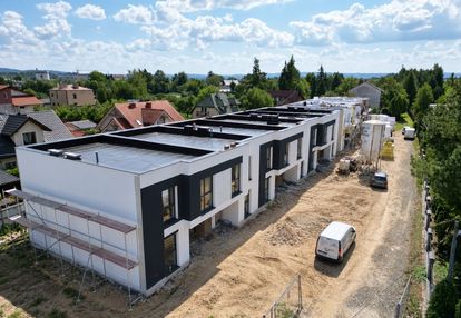 54m2 z ogródkiem|apartamentyzawiszy|os.architektów