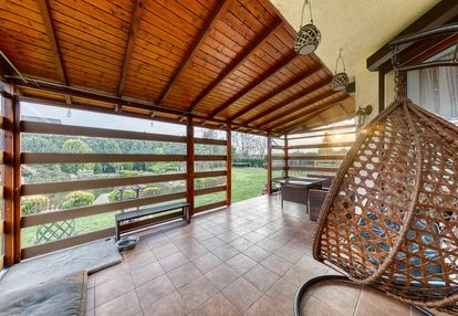 Piękny dom z dużym ogrodem i warsztatem!