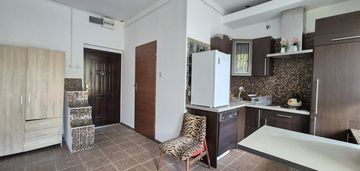 Kawalerka/studio w obrębie starego zdroju.