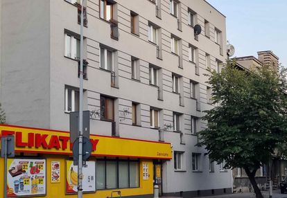 Mieszkanie do remontu w świetnej lokalizacji, ul. 3 maja, 34 m² 2 piętro