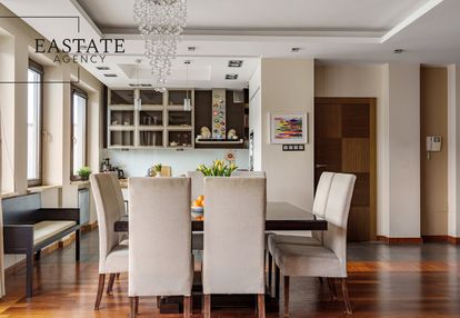Dwupoziomowy apartament i dwa tarasy i duże okna