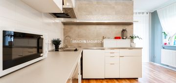 Przestronne studio/wydzielona sypialnia/parking
