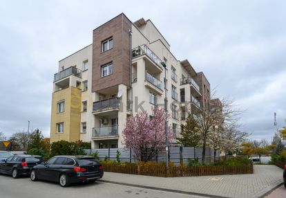 Duży balkon, 3 pok., 4 piętro, ul. obywatelska