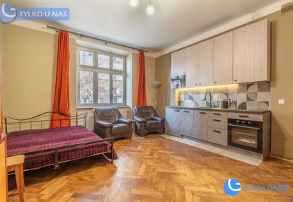 Studio w centrum| 2900 total| plac inwalidów