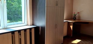 Kawalerka | bródno targówek | komunikacja