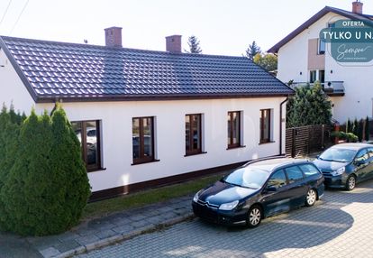 Parterowy dom na osiedlu domków