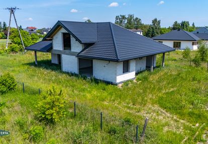 Nowoczesny dom, otwarta przestrzeń do aranżacji