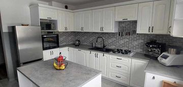 Idealny dom dla 4-5 osobowej rodziny