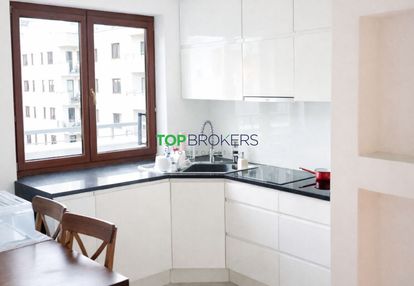 Trzy pokoje z oddzielną kuchnią