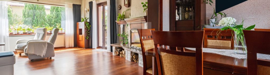 Dom 210m2 z ogrodem i garażem 55m2 – straszyn