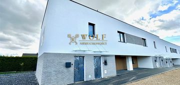 Nowoczesny i komfortowy apartament z ogródkiem