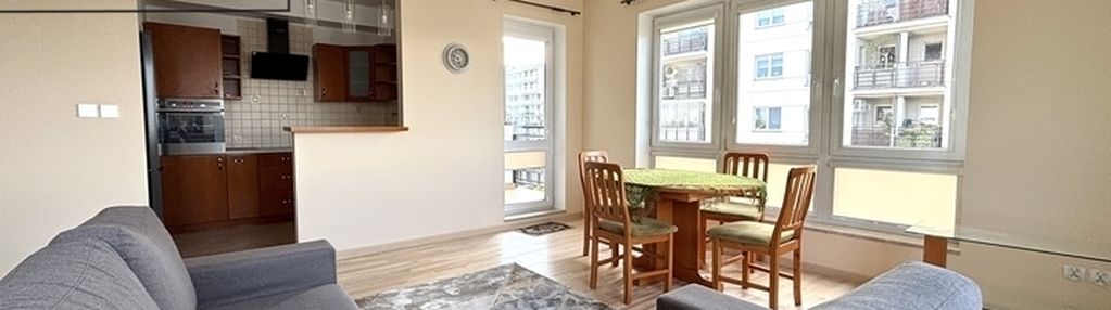 Przestronne/po remoncie/garaż/61 m²