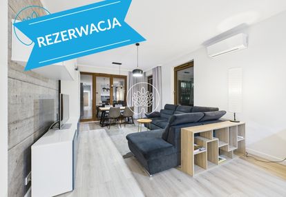 Jasne / trójstronne / klimatyzacja