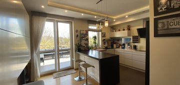 Połówka bliźniaka chyliczki 214m2 działka 417m2