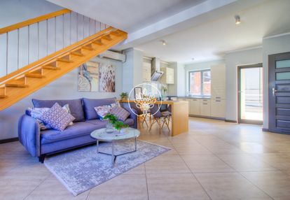 Dwupoziomowy apartament na starówce