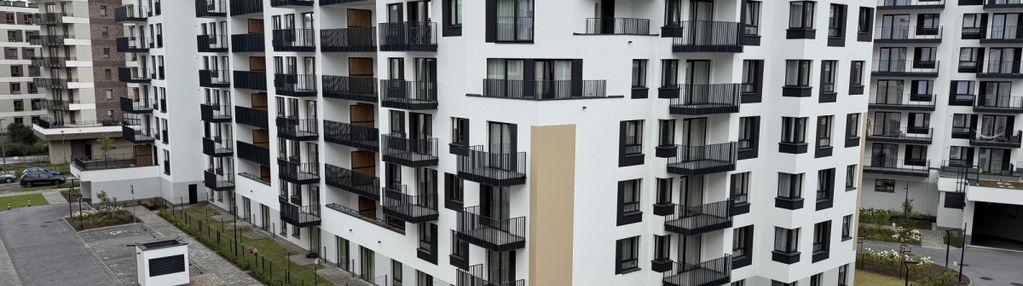 4-5 pok mieszkanie przy metrze / 108 m2 / lazurowa