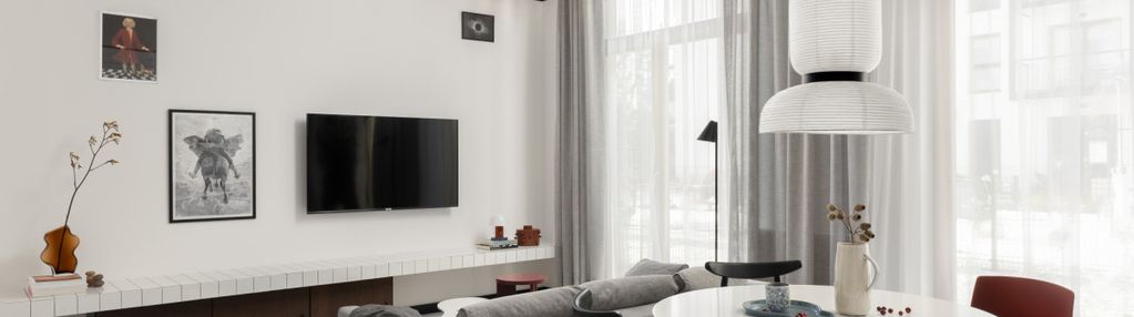 Designerskie mieszkanie z ogrókiem i halą garażową