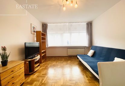 Podwórze, 4-piętro, jasne, możliwość parkowania!