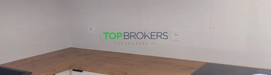 Cztery pokoje blisko metra, parking zewnętrzny